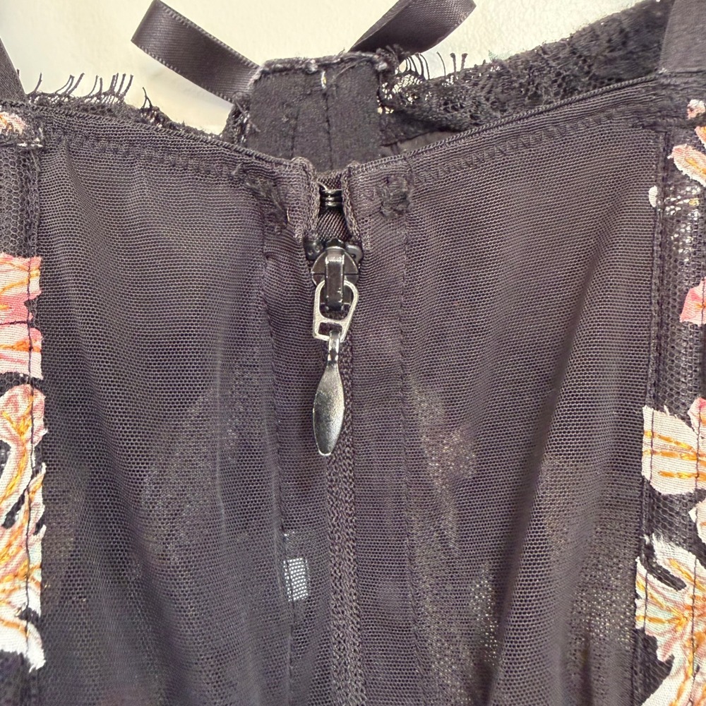 Victoria's Secret Dream Angels Floral Corset Top Womens 32C Black Embroidered - Picture 7 of 12